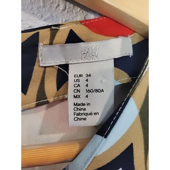 Women's H & M Dress Navy White Brown Pattern Long-Sleeve Knee-Length Pleated - Picture 5 of 7